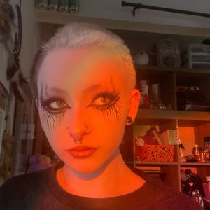 Meet your Posher, Indie